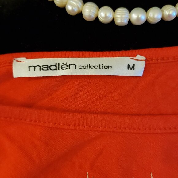 Madlen Dressy Top Size medium - Picture 3 of 10